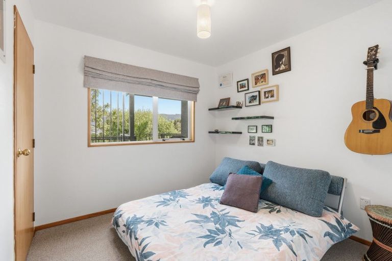 Photo of property in 69 Greenacres Street, Macandrew Bay, Dunedin, 9014
