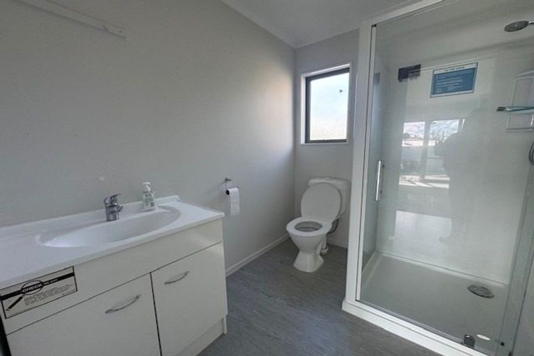 Photo of property in 21 Tranent Road, Mangere, Auckland, 2022