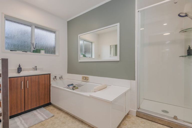 Photo of property in 20 Chippendale Crescent, Highbury, Palmerston North, 4412