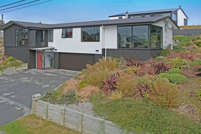 Photo of property in 9a Brinkburn Street, South Hill, Oamaru, 9400