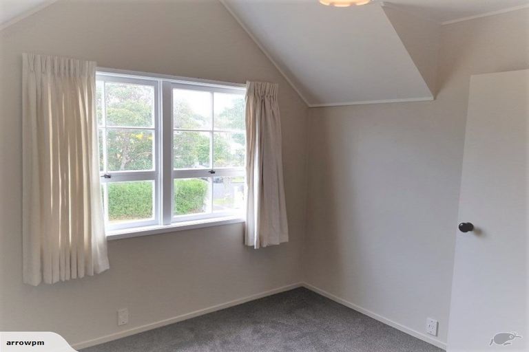 Photo of property in 3 Crete Avenue, Milford, Auckland, 0620