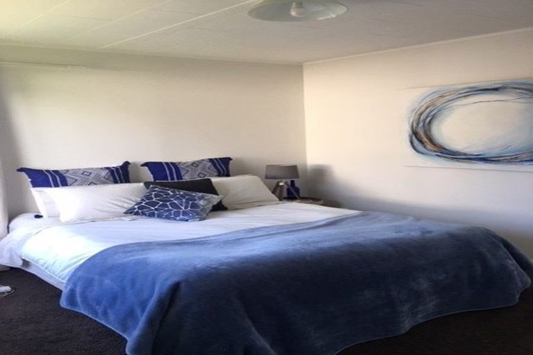 Photo of property in 94 Stanley Road, Glenfield, Auckland, 0629