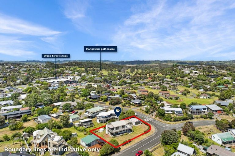 Photo of property in 14 Holiday Crescent, Mangawhai Heads, Mangawhai, 0505