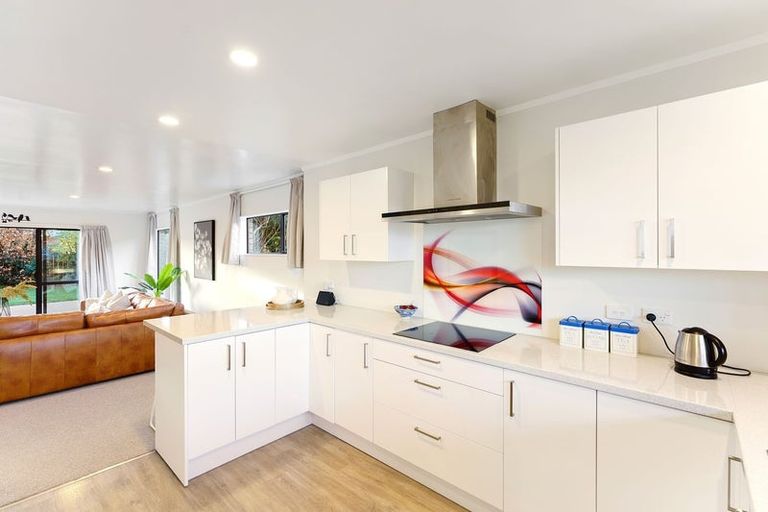 Photo of property in 11 College Drive, Paraparaumu, 5032