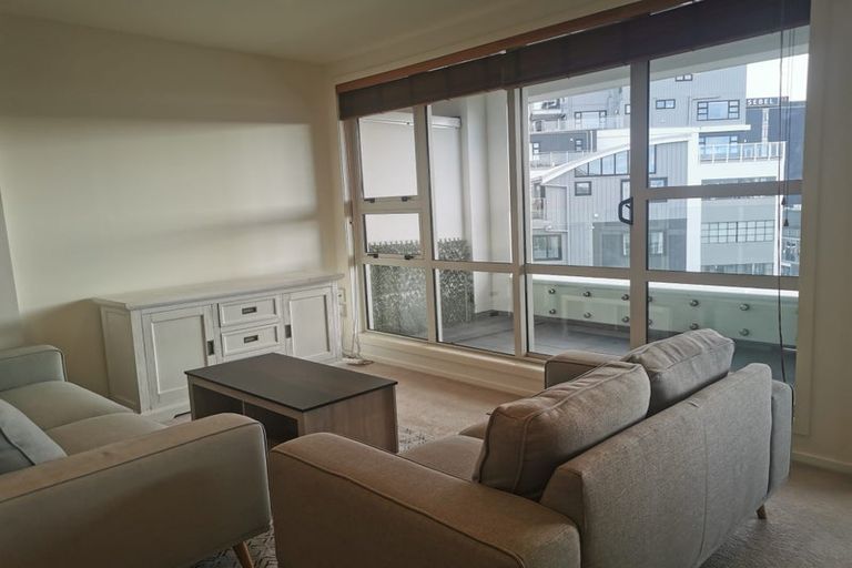 Photo of property in Stadium Garden Flats, 309/107 Thorndon Quay, Pipitea, Wellington, 6011