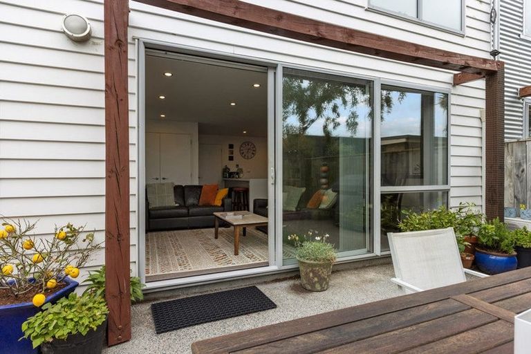 Photo of property in 3/17 Argentine Avenue, Miramar, Wellington, 6022