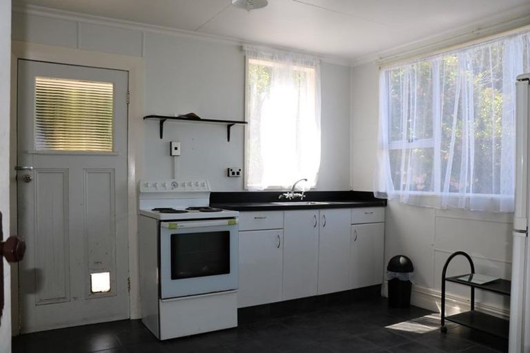 Photo of property in 8 Allandale Road, Saint Clair, Dunedin, 9012