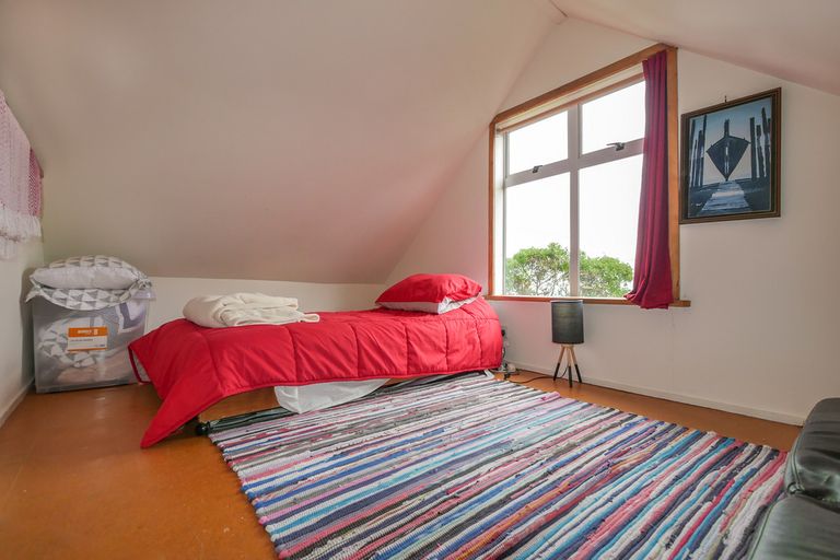 Photo of property in 1086 Brighton Road, Brighton, Dunedin, 9035