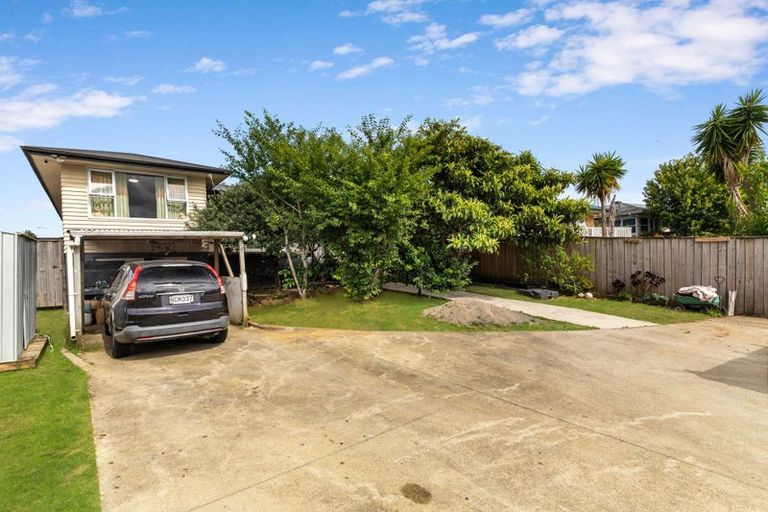 Photo of property in 417 Great South Road, Opaheke, Papakura, 2113