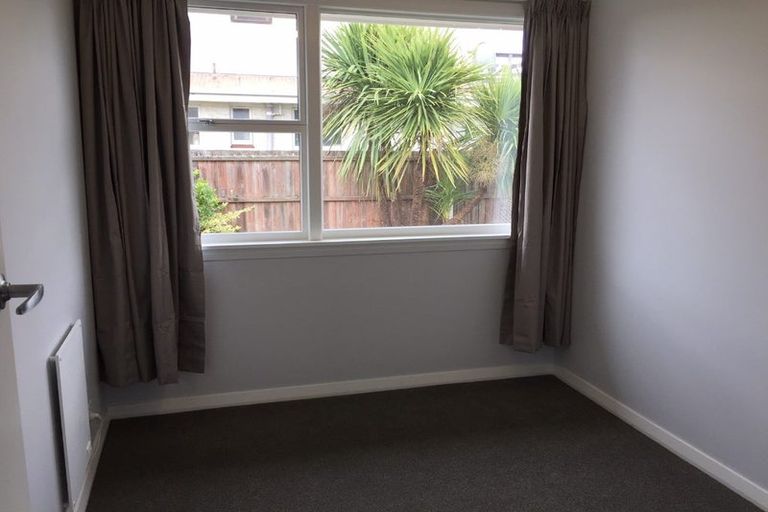 Photo of property in 20 Denise Crescent, Hornby, Christchurch, 8042