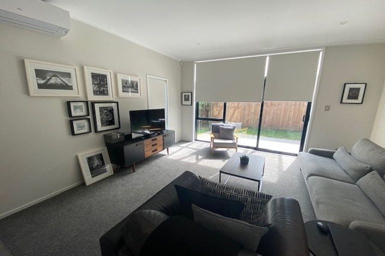 Photo of property in 2 Rarahu Road, Hobsonville, Auckland, 0616