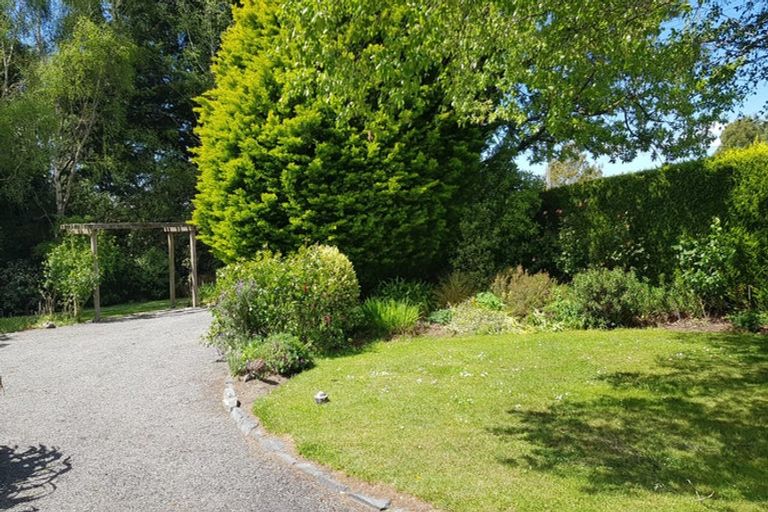 Photo of property in 3 Allan Street, Waimate, 7924