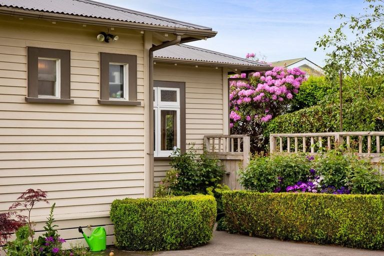 Photo of property in 7 Disraeli Street, Hawera, 4610