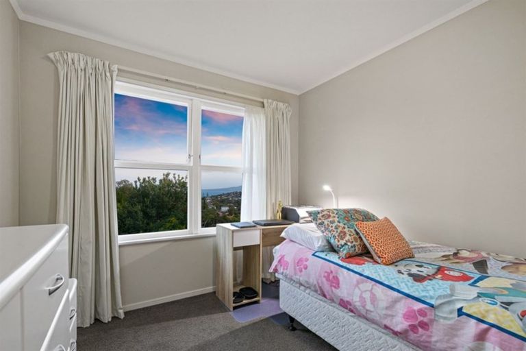 Photo of property in 1/4 Gull Lane, Mairangi Bay, Auckland, 0630