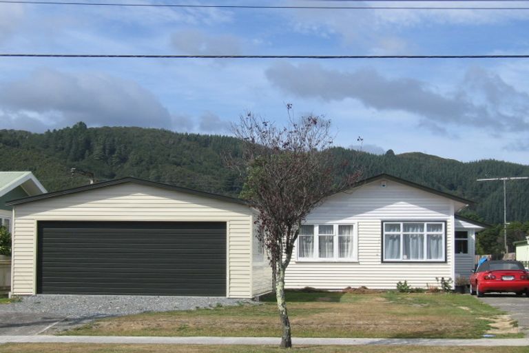 Photo of property in 79 Miro Street, Trentham, Upper Hutt, 5018