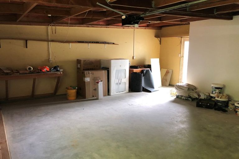 Photo of property in 1155 Heaphy Terrace, Fairfield, Hamilton, 3214