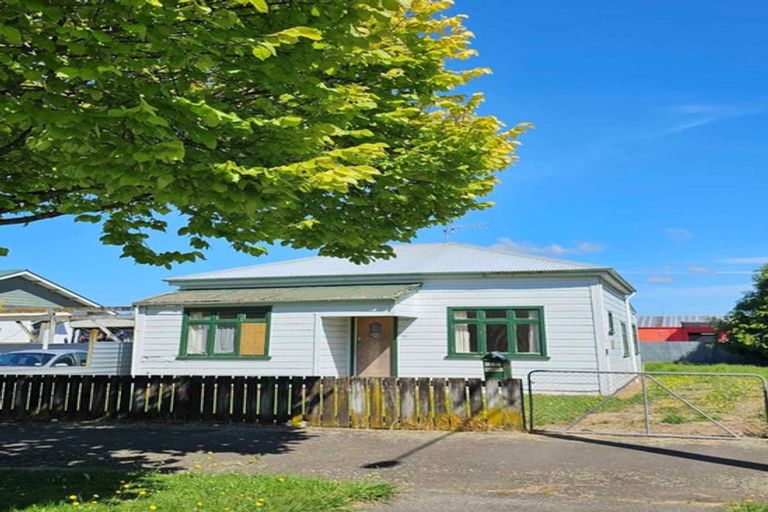 Photo of property in 161 Cambridge Street, Levin, 5510