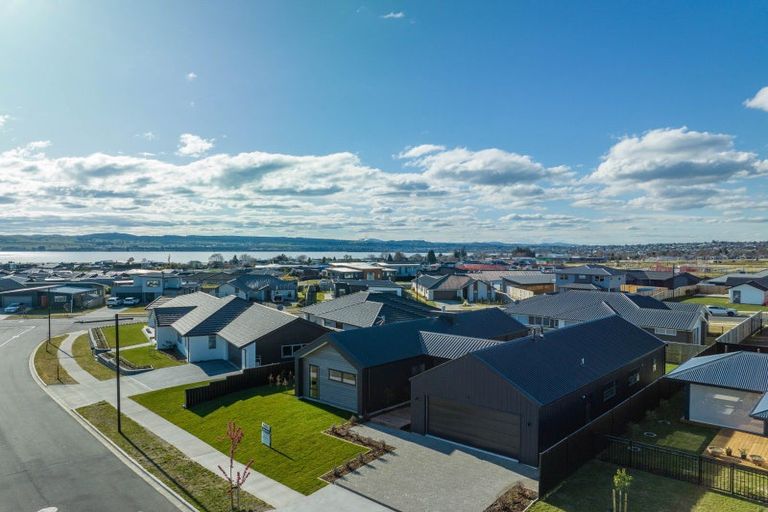 Photo of property in 3 Uku Way, Wharewaka, Taupo, 3330