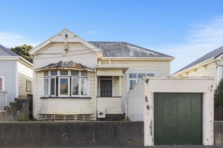 Photo of property in 5 Bay Street, Petone, Lower Hutt, 5012