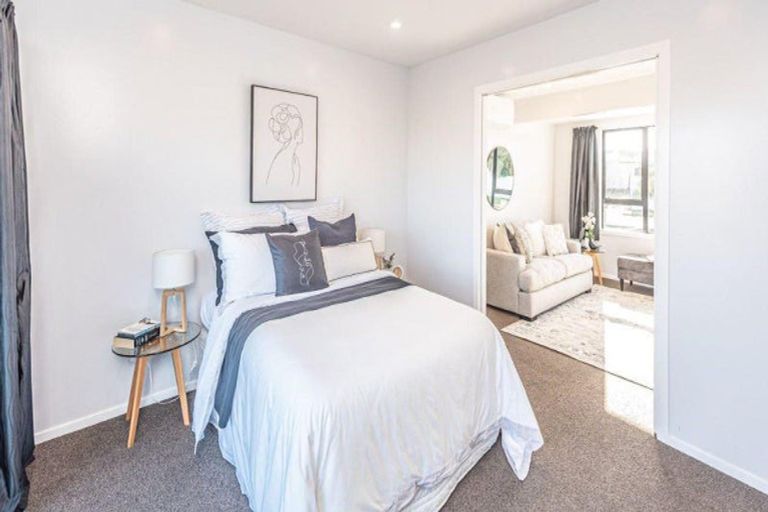 Photo of property in 1 Kupe Place, Castlecliff, Whanganui, 4501