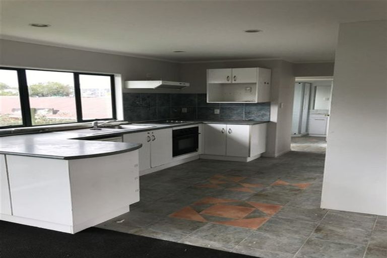 Photo of property in 24 Kirton Crescent, Manurewa, Auckland, 2102