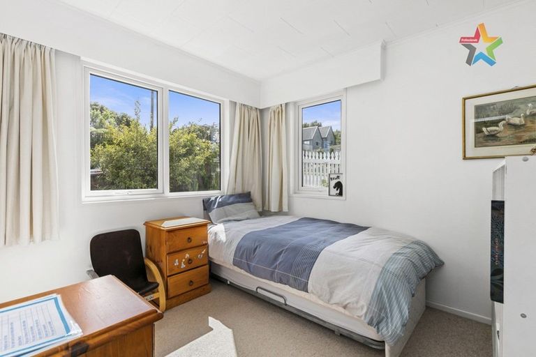 Photo of property in 143 Major Drive, Kelson, Lower Hutt, 5010