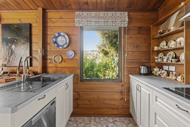 Photo of property in 12b Te Mata Peak Road, Havelock North, 4130