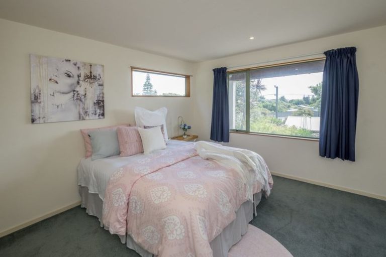 Photo of property in 37 Manuka Street, Otaki Beach, Otaki, 5512