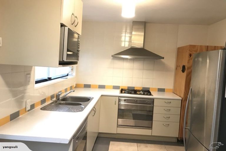 Photo of property in 3/41 Picton Avenue, Riccarton, Christchurch, 8011