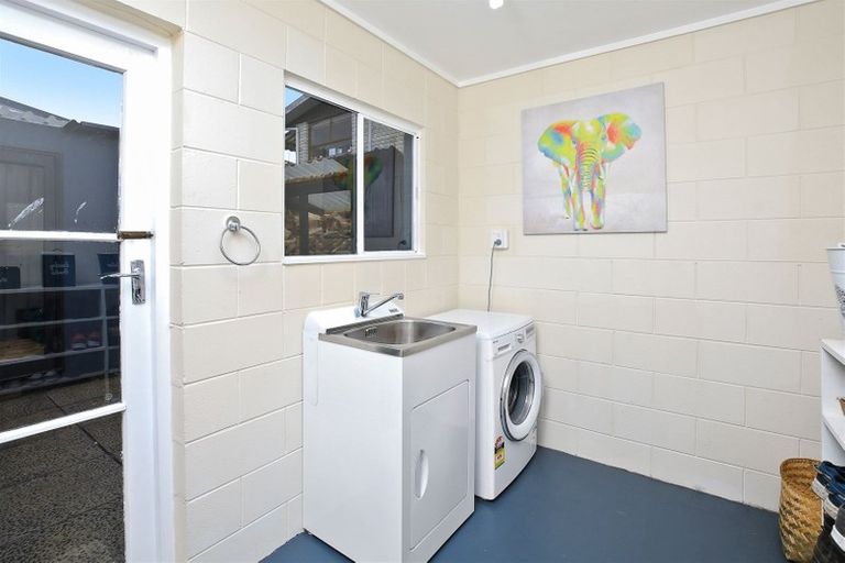 Photo of property in 104 Waikiekie Road, Thames, 3500