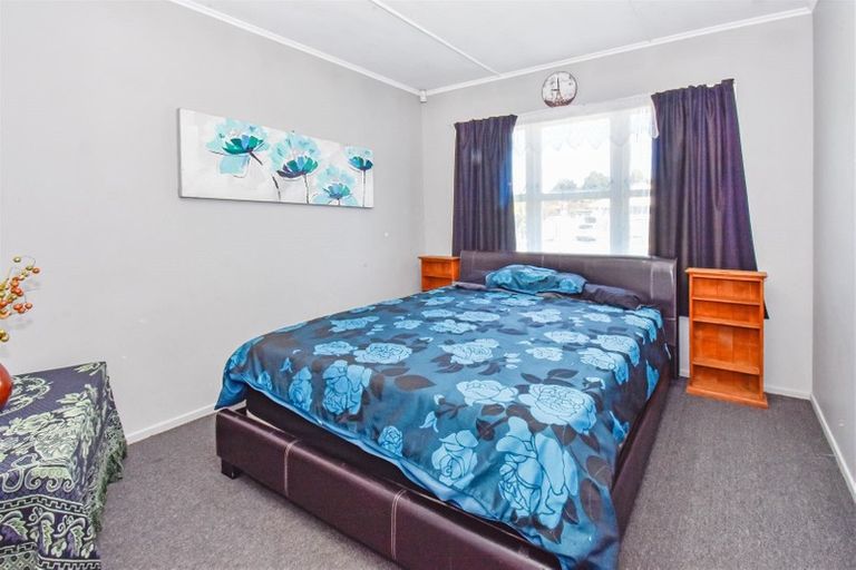 Photo of property in 42 Valentine Street, Papakura, 2110