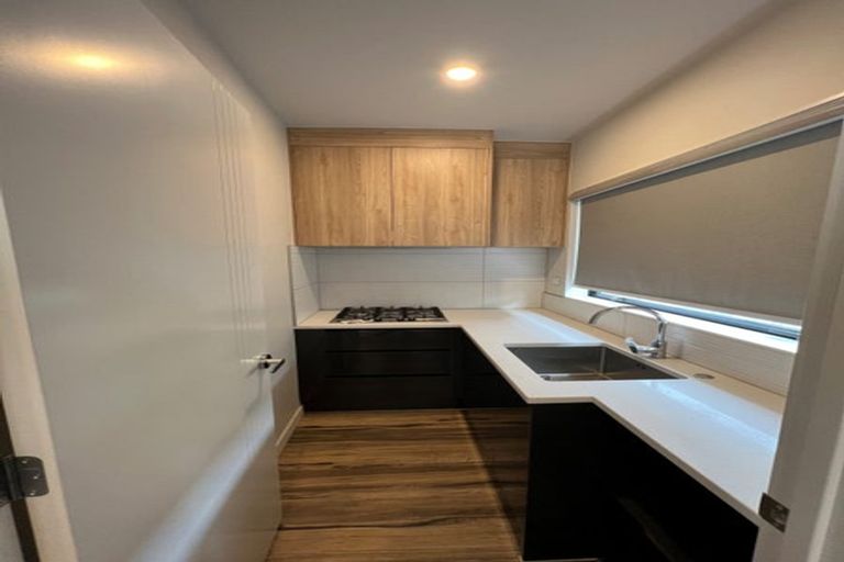 Photo of property in 9 Ti Kouka Place, Te Atatu Peninsula, Auckland, 0610