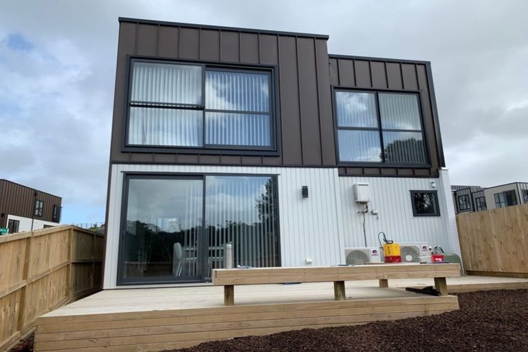 Photo of property in 14 Waka Street, Albany Heights, Auckland, 0632