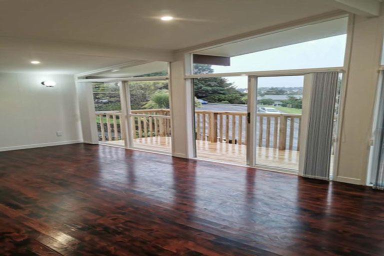 Photo of property in 106 Canongate Street, Birkdale, Auckland, 0626