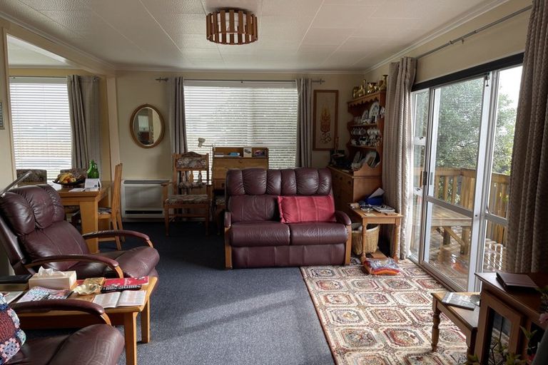 Photo of property in 66 Richmond Avenue, Richmond Heights, Taupo, 3330