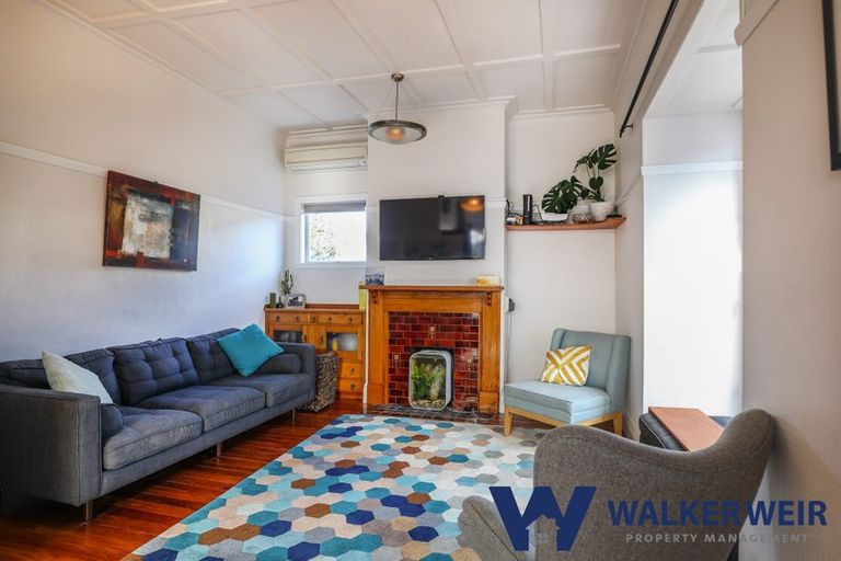 Photo of property in 6 Powell Street, Avondale, Auckland, 1026