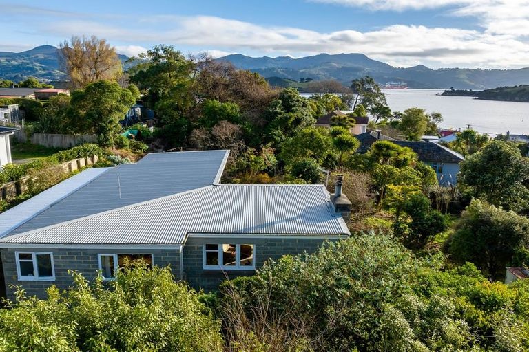 Photo of property in 18 Beaconsfield Road, Portobello, Dunedin, 9014