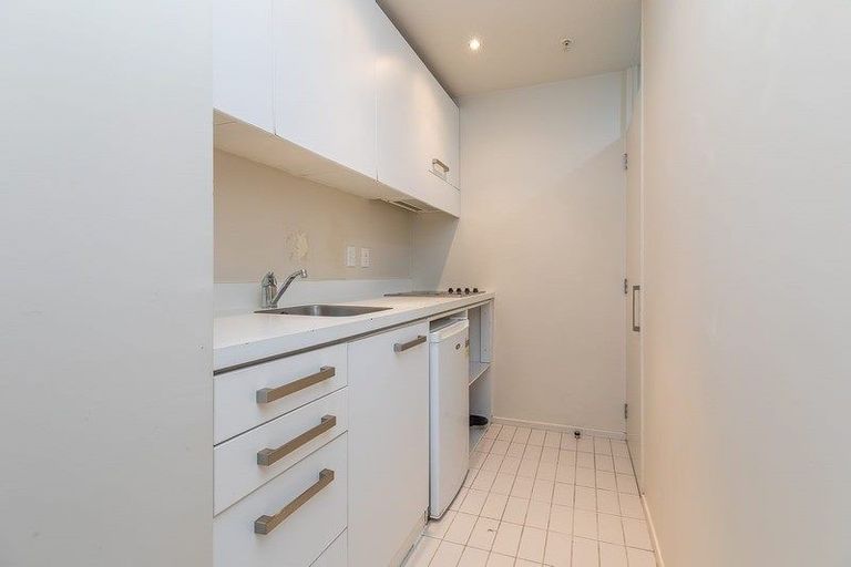 Property details for The Quadrant Apartments, 1105/10 Waterloo Quadrant