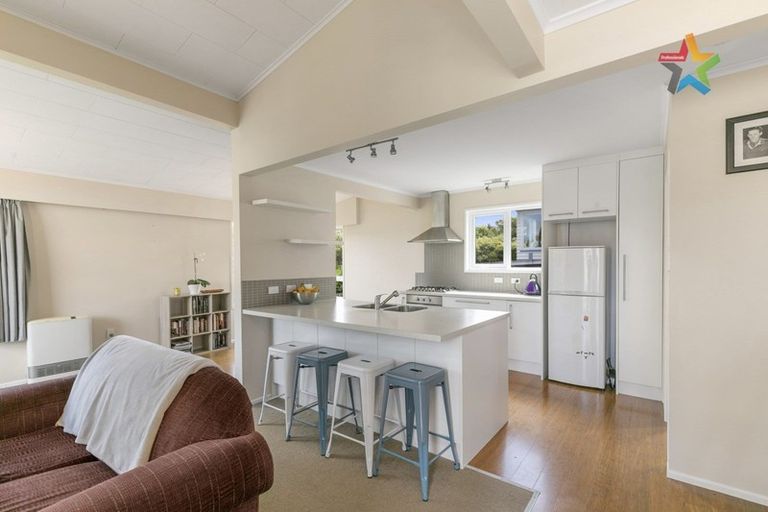 Photo of property in 143 Major Drive, Kelson, Lower Hutt, 5010