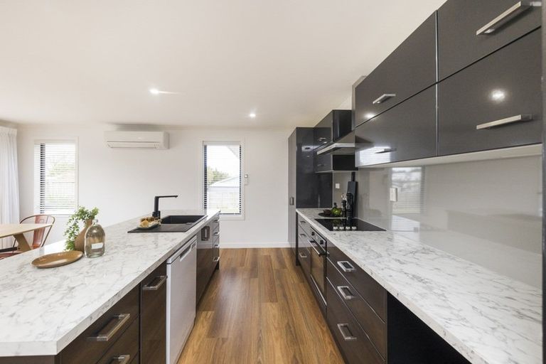 Photo of property in 27 Poplar Grove, Feilding, 4702