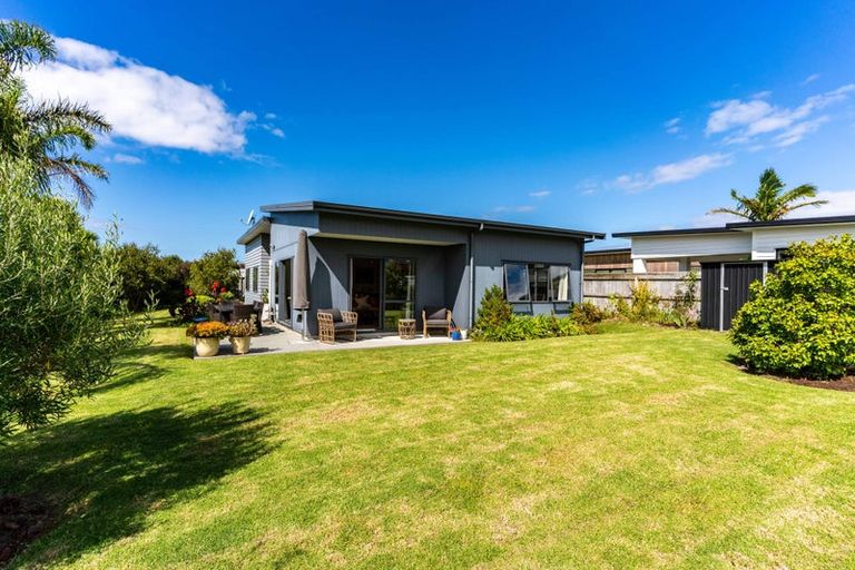 Photo of property in 64b Jack Boyd Drive, Mangawhai Heads, Kaiwaka, 0573