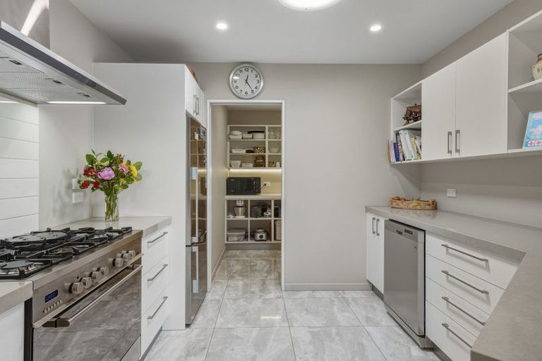 Photo of property in 28 Chesterfield Place, Rangiora, 7400