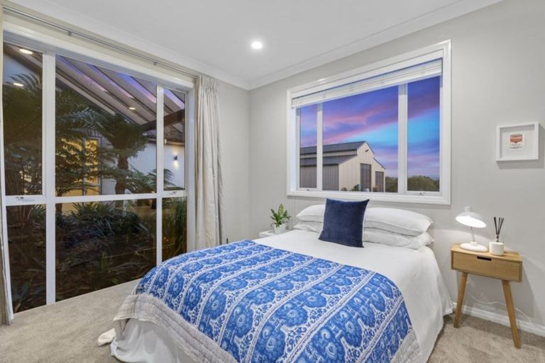 Photo of property in 202 Oraha Road, Kumeu, 0892