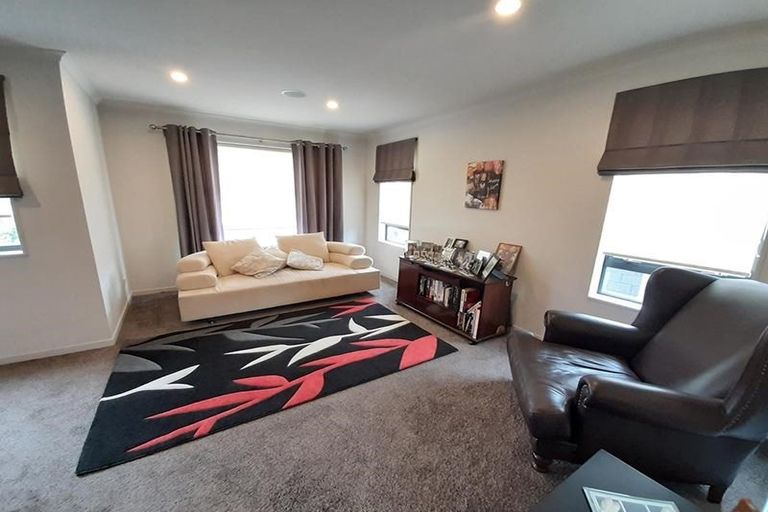 Photo of property in 12 Remuremu Street, Long Bay, Auckland, 0630