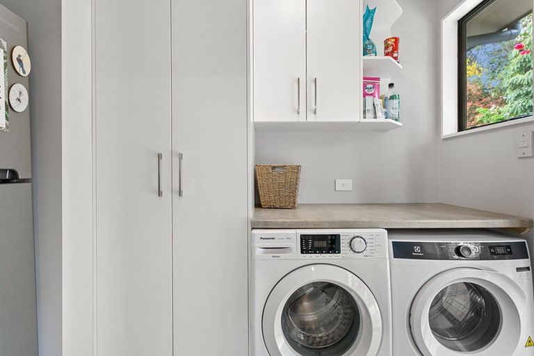 Photo of property in 90 Taharepa Road, Hilltop, Taupo, 3330