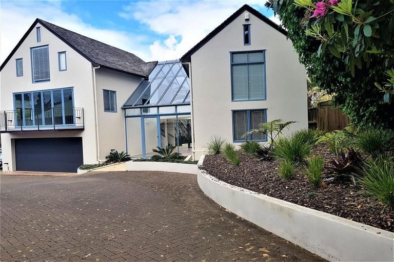 Photo of property in 480a Beach Road, Murrays Bay, Auckland, 0630