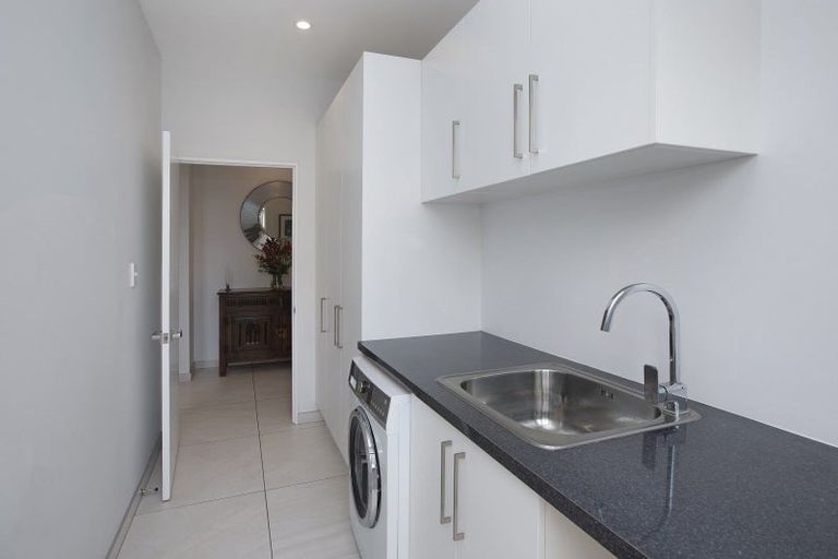 Photo of property in 2 Matisse Place, Burnside, Christchurch, 8053