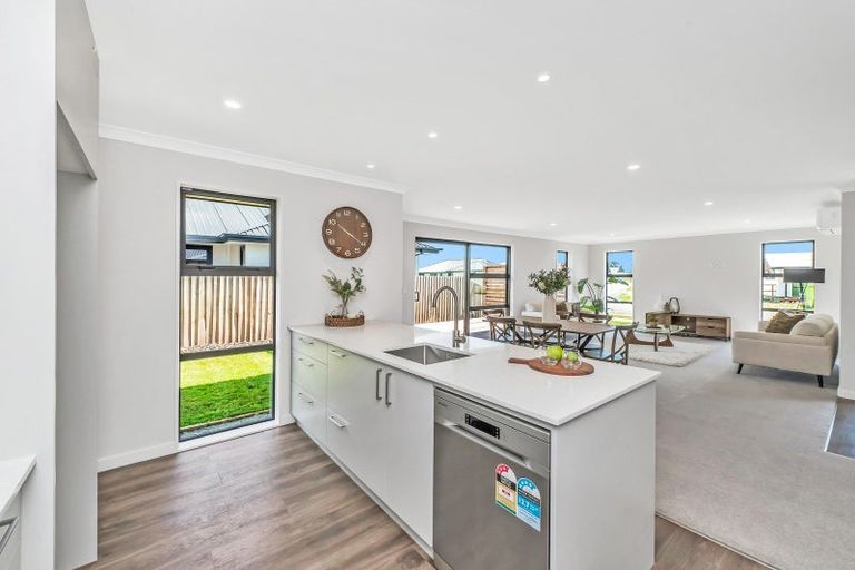 Photo of property in 66 Suffolk Drive, Kirwee, 7571