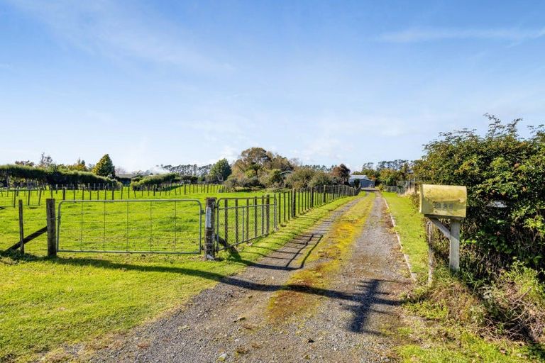 Photo of property in 1225 Egmont Road, Egmont Village, New Plymouth, 4372