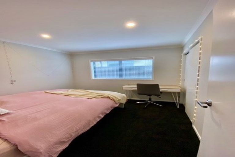 Photo of property in 14 Buddle Road, Paerata, 2124